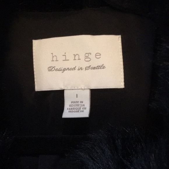 Faux fur coat - Picture 2 of 3